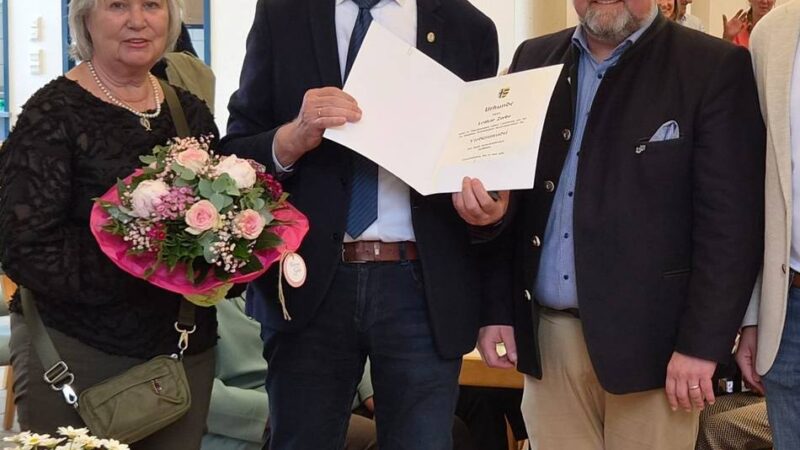 Auszeichnung in Korschenbroich: Lothar Zerbe erhält Verdienstnadel der Stadt