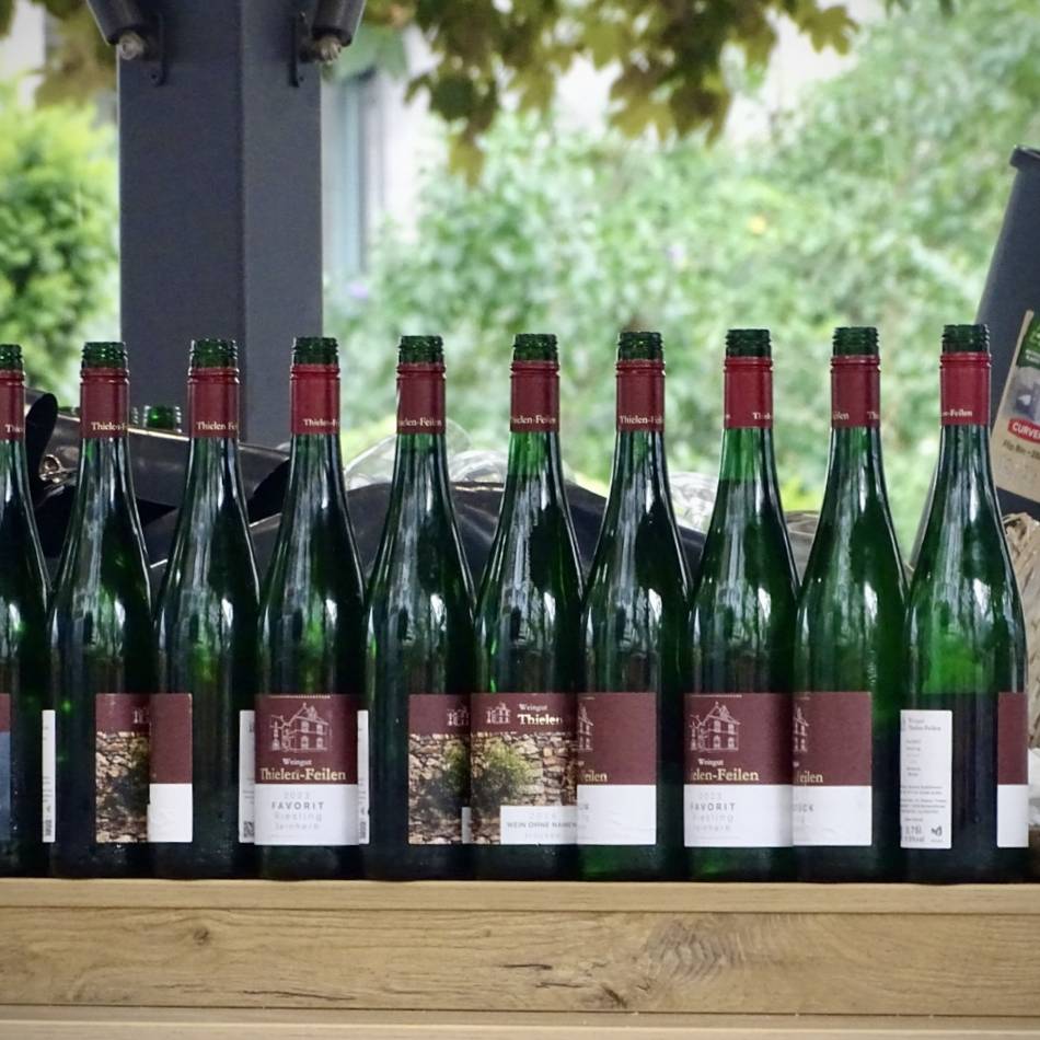 Polizeieinsatz in Duisburg: Sexuelle Belästigung und Schlägerei auf dem Weinfest