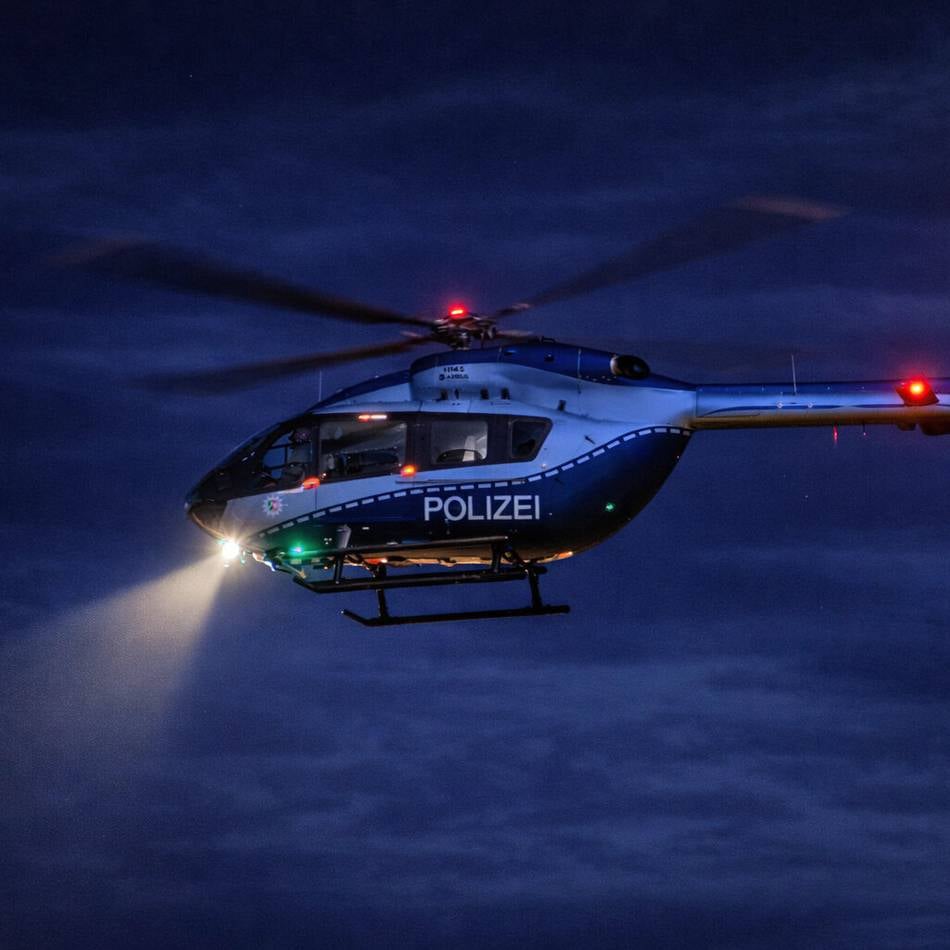 Drei rote Ampeln missachtet: In Düsseldorf gestohlener Honda entkommt Polizei in Mettmann und Erkrath
