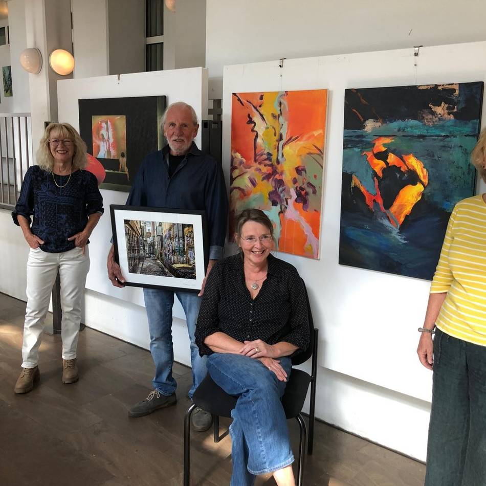 Neue Ausstellung in Rheinberg: Fotokunst und kreativer Dialog mit der Natur