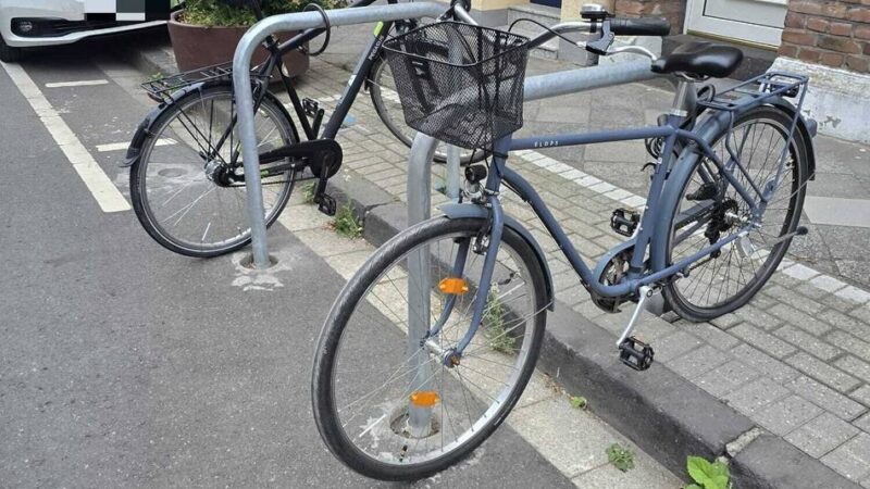 Streitthema in Neuss: Fahrradbügel in der Hermannstraße stehen noch – das ist der Grund