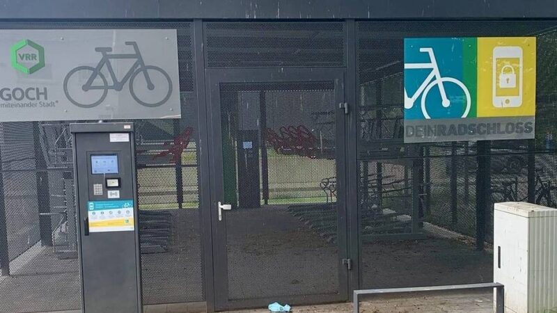 Verschwendung von Steuergeld?: Teure Fahrradgarage in Goch fast immer leer – wie es jetzt weitergeht