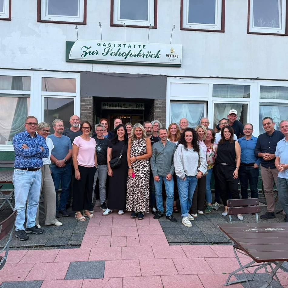 Amplonius-Gymnasium Rheinberg: Abi-Jahrgang 1991 trifft sich nach 35 Jahren wieder