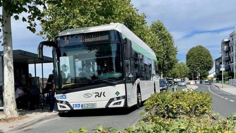 Busverkehr in Wermelskirchen: Herbstkirmes und Baustellen zwingen RVK zu Umleitungen