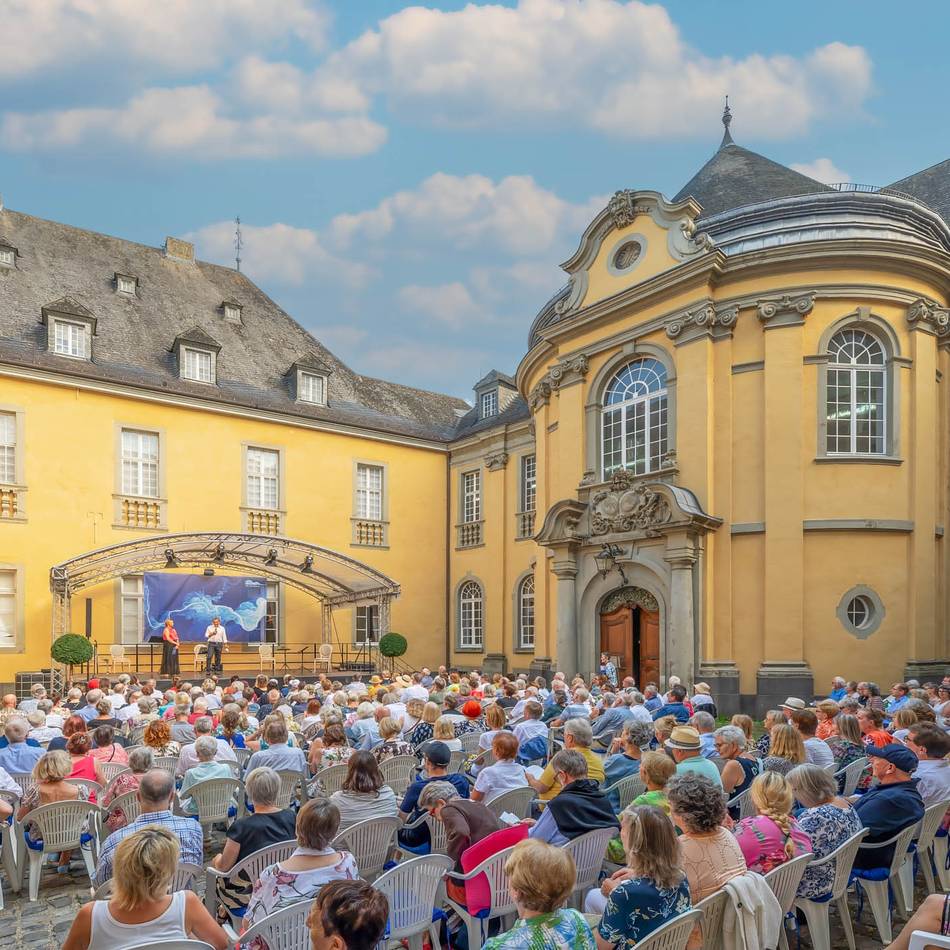 Niederrhein Musikfestival: Musik, Erinnerung und Migration – Konzerte in Haus Katz und auf dem Schloss