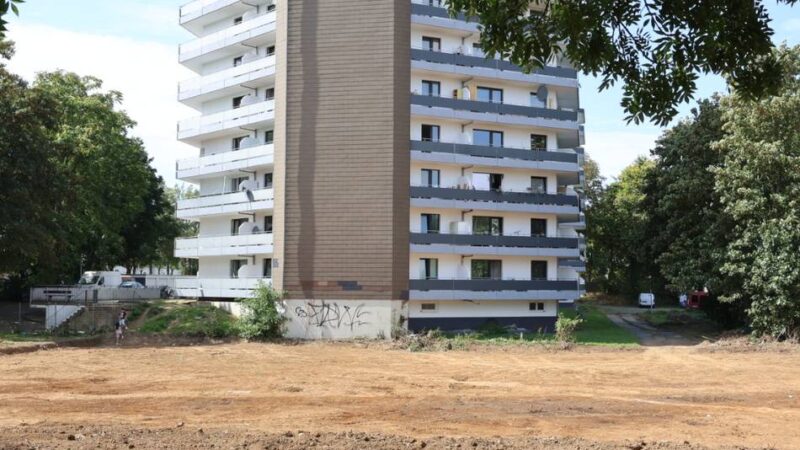 Neue Sportfläche in Grevenbroich: „Cruyff-Court“ entsteht an den Wabenhäusern