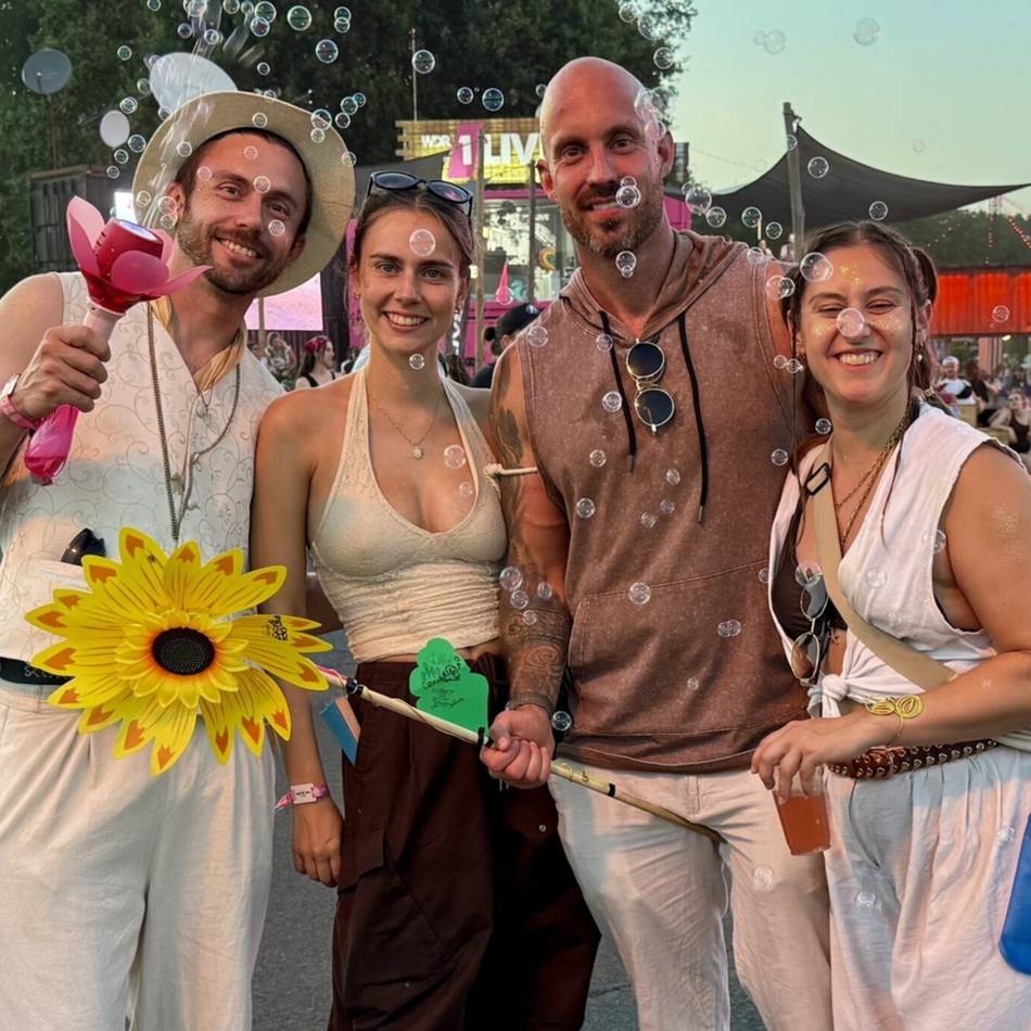 Festival in Weeze: Das Festival als Laufsteg – coole Outfits sind bei San Hejmo Pflicht