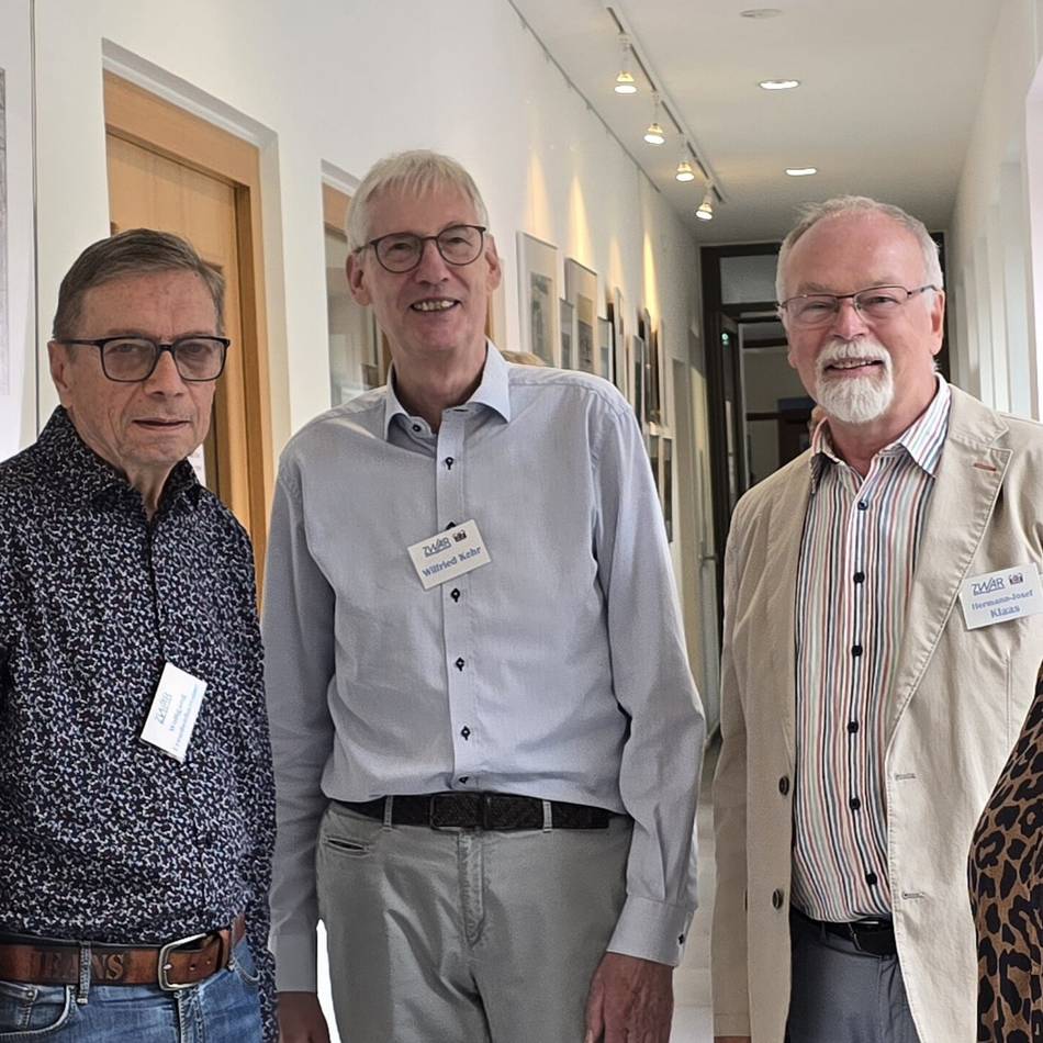 Ausstellung in Langenfeld: ZWAR-Fotogruppe zeigt Umweltbilder im Ankerplatz