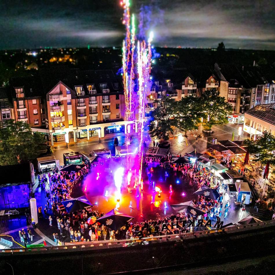 Jubiläum in Langenfeld: Stadtwerke feiern 125 Jahre mit Fontänen-Show
