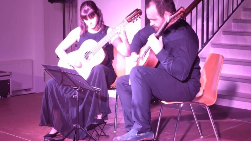 Kultur-Haus Zach in Hückeswagen: Klassische Gitarren entfalten spanische Klangbilder