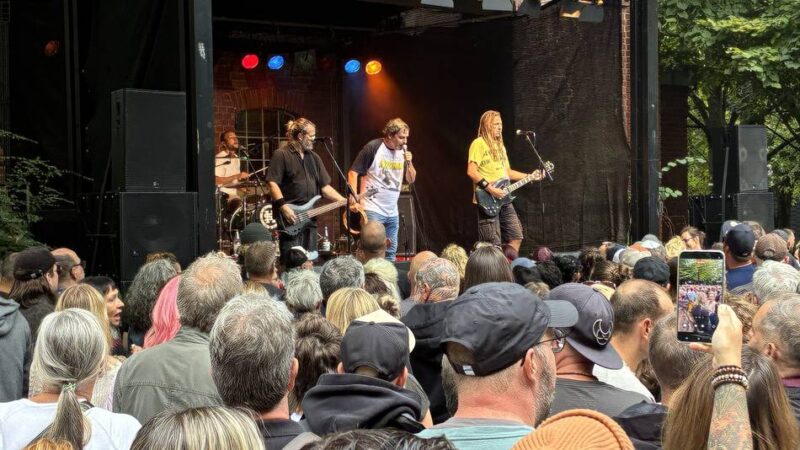 Herbstkirmes 2026 in Wermelskirchen: „New Shepherds High“ bringt das Weindorf zum Singen