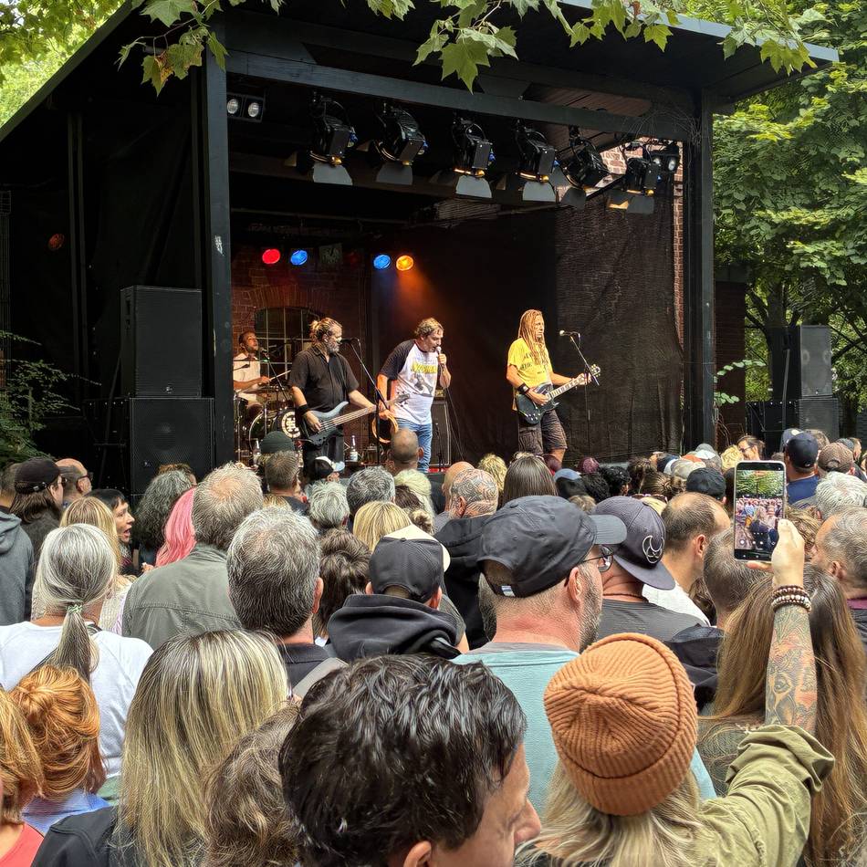 Herbstkirmes 2026 in Wermelskirchen: „New Shepherds High“ bringt das Weindorf zum Singen