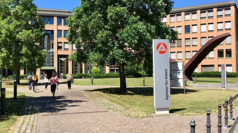 Arbeitsmarkt im August: Arbeitslosenquote im Kreis Heinsberg bleibt bei 5,9 Prozent
